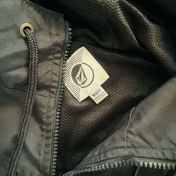 Volcom Black Jacket Medium  - Picture 4 of 4